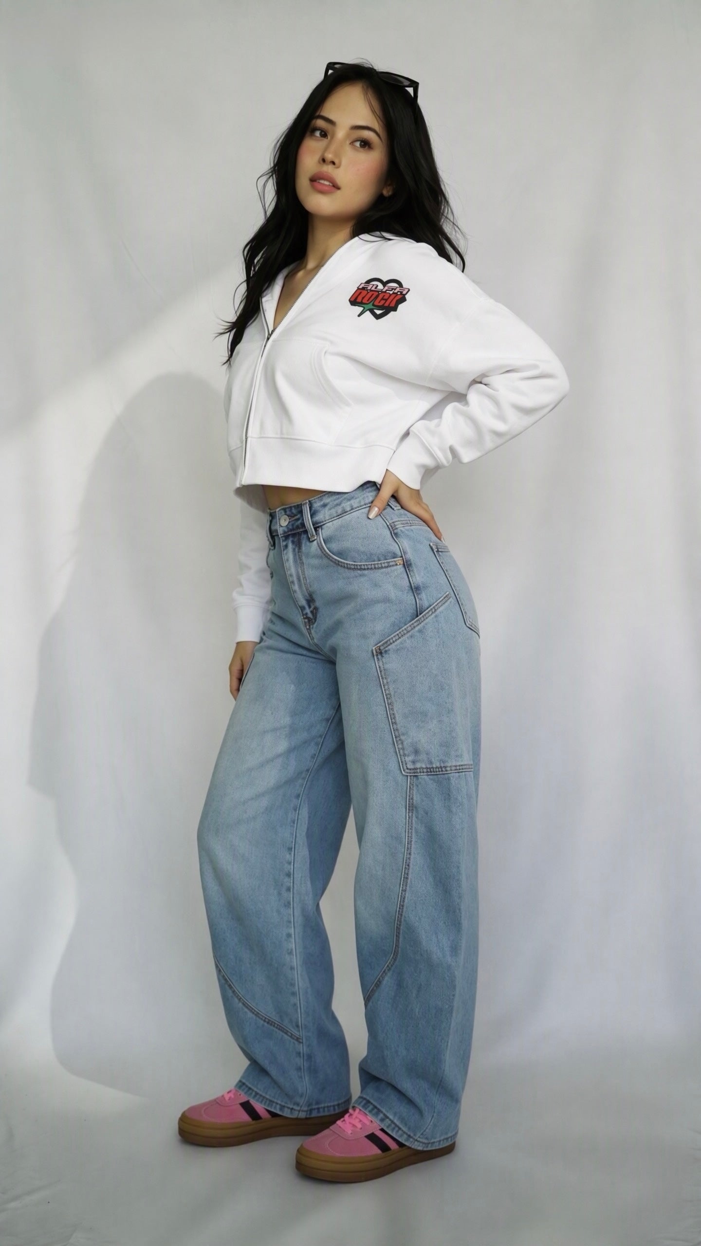 Heartstopper Hoodie in White